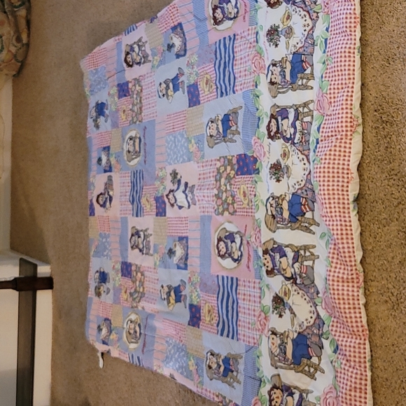 Hollander Bedding Raggedy Ann And Andy Reversible Comforter Poshmark